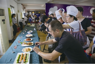 1506567019110570.png QQ截图20170928102410.png